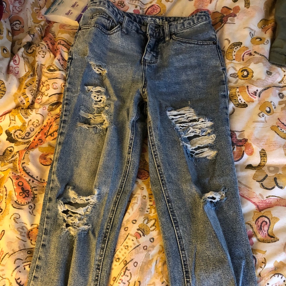 Ripped mom jeans